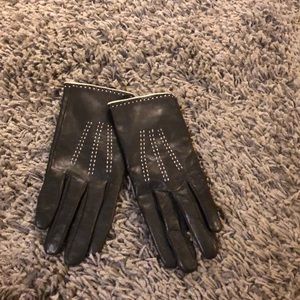Banana Republic Leather Gloves